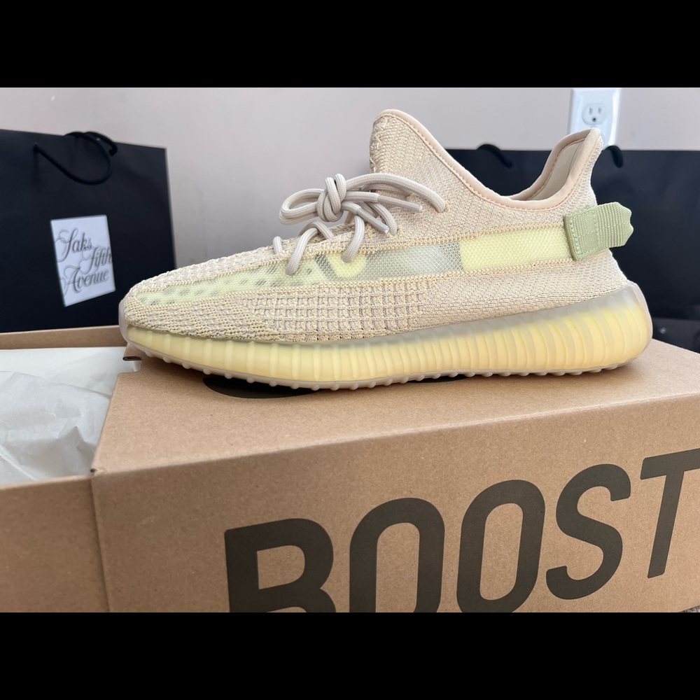 🔺SOLD🔺 Yeezy Boost 350 V2 Flax (Lime Green) Size 10
